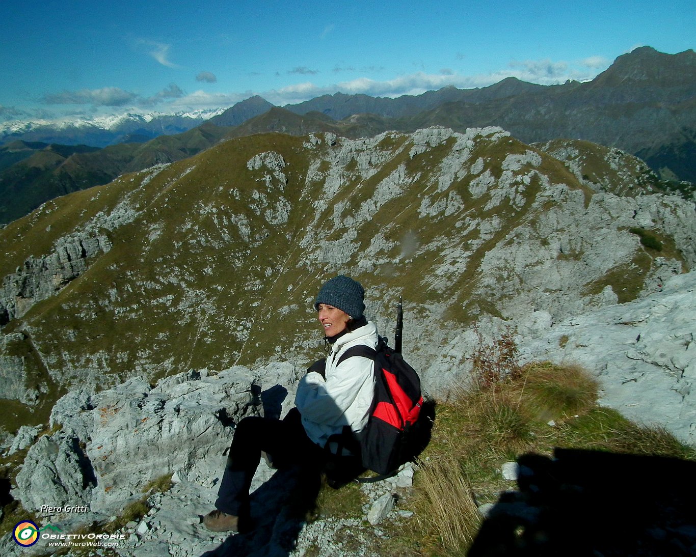 59 verso il dirimpettaio Zucco Barbesino (2152 m.)....jpg